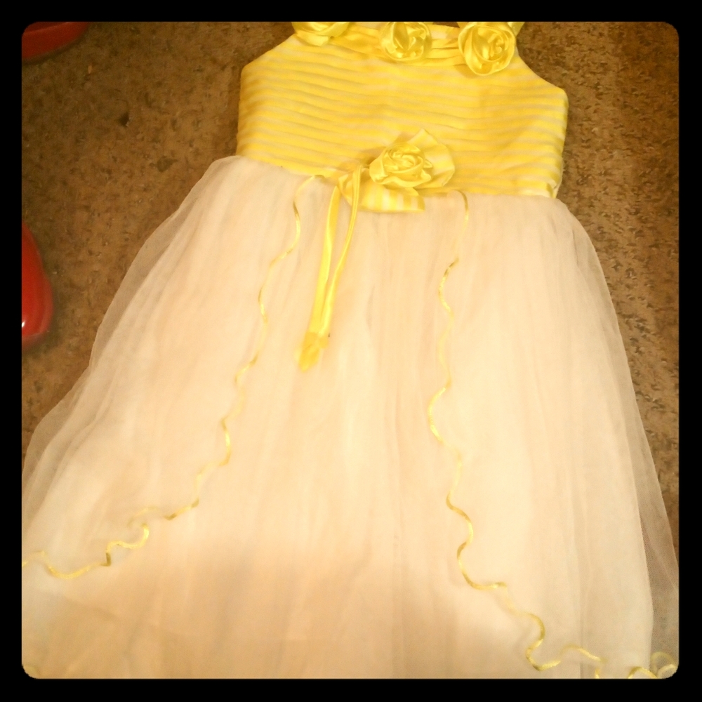 S.Square dress